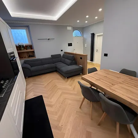 Apartamento Relax House Marco Simone